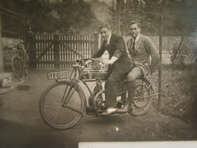 motorrad1925.jpg